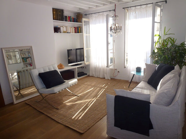 Our apartment is located in the heart of St Germain des Près. Completely renovat Paris, France Luxury flat in St Germain Des Près Entire rental unit vacation rental 4067671