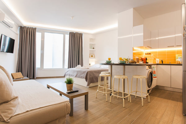 Welcome to the historic center of Athens!<br />Just as you exit MONASTIRAKI metr Athens, Greece Unique Location Luxurious Apartment near Acropolis Entire rental unit vacation rental 19247151