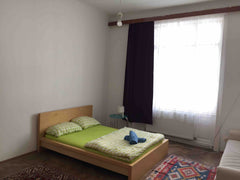 The House is near from City Center.You can go only in 12 minutes to 1.Discrit .T Vienna, Austria Vienna Style Room, only 12. min to City Center Private room in rental unit vacation rental 31905723