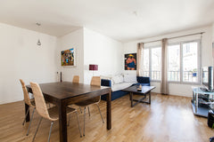 Room with dedicated bathroom to rent in my apartment, where we live my wife and  Paris, France Comfy Room in modern apartment Private room in rental unit vacation rental 959126