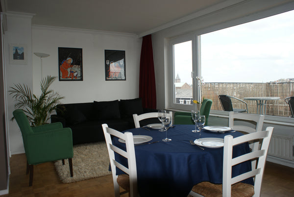 Centrally located two-bedroom rooftop apartment near local transportation, shops Edegem, Belgium sunny rooftop apartment, sleeps 2-5 Entire rental unit vacation rental 636664