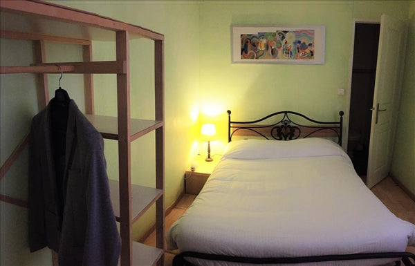 Welcome at the St Paul Hotel our quiet and comfy bedroom located in the center o  Charming double room Room in hotel vacation rental 33389850