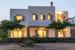 This 160 sq. m. luxury villa  with Cycladic architecture and Aegean sea allure i Greece Paros Cycladic Villa Ariadni Cycladic home vacation rental 17106017
