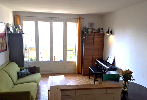 Our appartment is ideally located in a true Parisian area. Family friendly as we Paris, France SPACIOUS FLAT, KIDS WELCOME Entire rental unit vacation rental 2895690