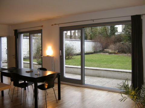 Apartment minimaliste and calme with possibility of interior parking. Please sen Brussels, Belgium Apartment + garden + parking Entire rental unit vacation rental 18361433