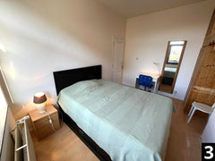 Petite chambre lumineuse au 1er étage d'une grande maison. Vous partagerez une s Uccle, Belgium Chambre agréable dans colocation Private room in townhouse vacation rental 671685369829002973