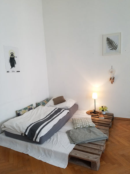 Die helle Wohnung befindet sich im 5. Bezirk. Sie liegt etwas abseits der Reinpr Waging am See, Germany Helles, großes Zimmer in lockerer WG und 5. Bezirk Private room in rental unit vacation rental 26050871
