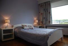 Appartement spacieux et lumineux, 2 chambres, étage 10 (ascenseur), quartier ver Brussels, Belgium Appart 2 ch. Jette: quartier mercure Entire rental unit vacation rental 7930137