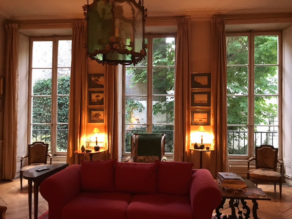 Grand appartement XVIIIème avec parquet et boiseries, très confortable et très c Paris, France Truly parisien apartment in St Germain des Prés Entire rental unit vacation rental 23476199