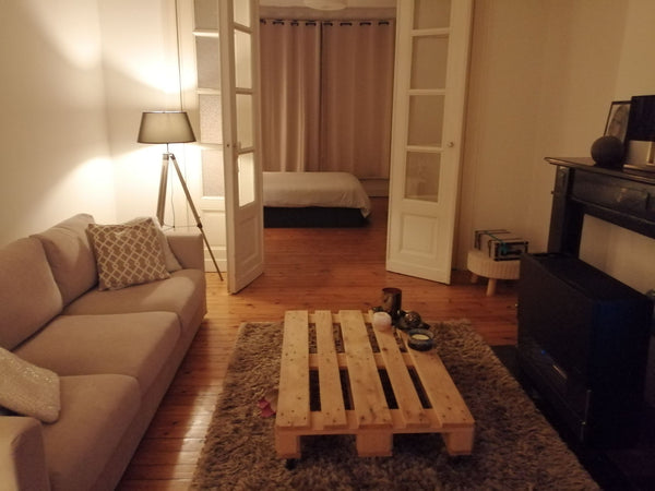 Enjoy my cozy, bright and beautiful 70m2 appartment in the heart of Châtelain ne Brussels, Belgium Cozy and bright 70m2 appartment in Châtelain. Entire rental unit vacation rental 42357095