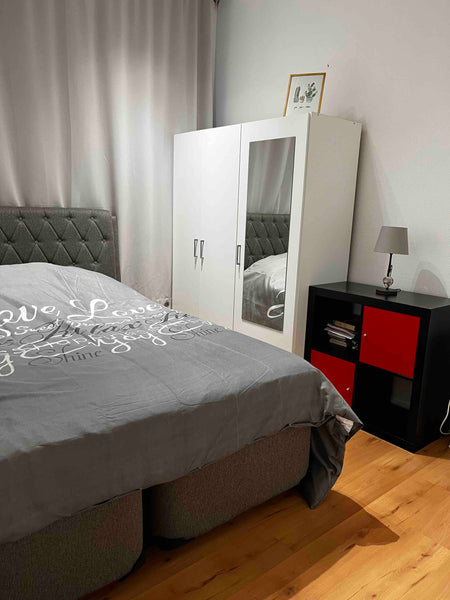 Ce logement unique situé sur une des avenues les plus connues de Bxl est proche   Merveilleuse chambre au cœur de Bruxelles Private room in rental unit vacation rental 54198109