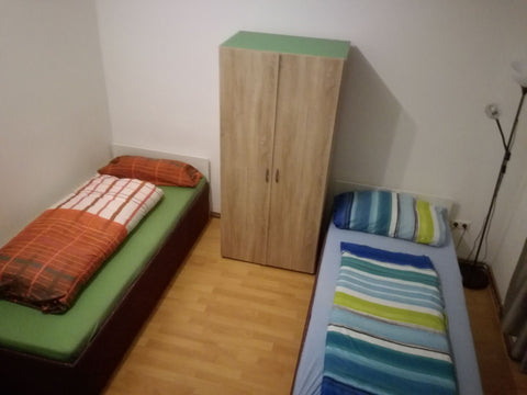 Befindet sich in sehr guter Lage. Bus 14A, Straßenbahnen 6 & 18, Badnerbahn, S-B Vienna, Austria gemütliche Unterkunft Entire rental unit vacation rental 21507071
