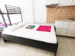 This is a very simple 40sqm apartment with basic amenities.<br /><br />Better fo Athens, Greece Apartment in Monastiraki square near Acropolis! Entire rental unit vacation rental 21412021