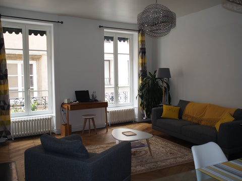 Appartement de 75 m² idéalement situé dans l'hyper centre de Lyon pour profiter   Chambre privée hyperCentre Fête des Lumières Private room in rental unit vacation rental 21093096