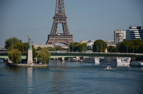 <b>The space</b><br />An ideally located flat of 42m² in a quiet and chic area " Paris, France Lovely flat for 4 persons Entire rental unit vacation rental 4213869