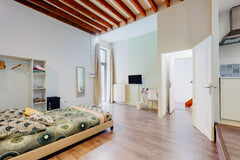 Simplifiez-vous la vie dans ce logement paisible et central. Très beau studio, c Lyon, France Appartement cosy à proximité de la gare Part-dieu Entire rental unit vacation rental 658504463558927444