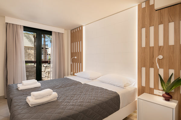 This Superior Apartment consists of a living room with two beds, a fully equippe Chania, Greece Elia Platanias Room in aparthotel vacation rental 547039632766861053