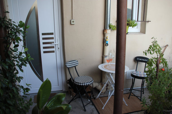 Propose chambre privée dans petit appartement 