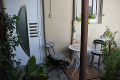 Propose chambre privée dans petit appartement "cocon" à 2 pas du plateau de la c Lyon, France Chambre au calme proche Croix Rousse et Presqu'île Private room in condo vacation rental 37339441