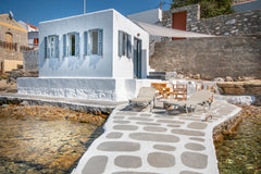 On The Rocks is the perfect hideaway. Commanding an idyllic waterfront position   On The Rocks Entire home vacation rental 42523419
