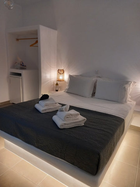 A room ,unique and one of its kind thanks to its location ie 5 min walk from Nax Greece Naxos Beachwalk 1 Private room in rental unit vacation rental 597433519715546632