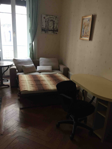 Lyon, France Chambre chez l’habitant. Private room in rental unit vacation rental 38569313