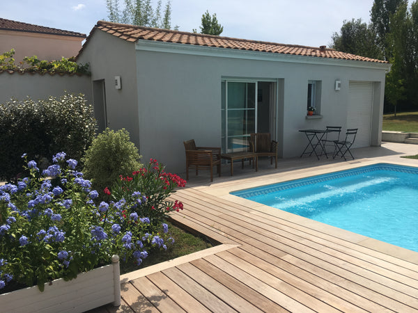 Agréable studio indépendant de notre maison où nous aurons le plaisir de vous ac Bouliac, France Le Faré Entire guesthouse vacation rental 20595474