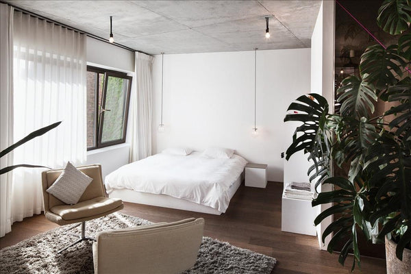 Situated in the centre of our lovely site in a beautiful architectural building  Brussels, Belgium Design studio with garden. centre of Brussels. Room in boutique hotel vacation rental 35396355