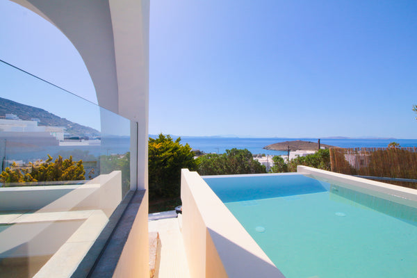 Detached villa with three bedrooms, a spectacular view of Agios Ioannis Beach an Greece Villa with View of Agios Ioannis Cycladic home vacation rental 35677965