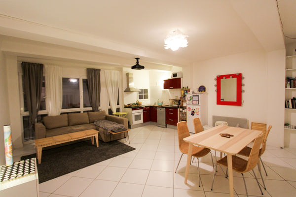 Hello Dear travellers, <br />The flat is ideally situated in a nice area close t Paris, France Spacious 50m2 lovely flat Central Entire rental unit vacation rental 9194061