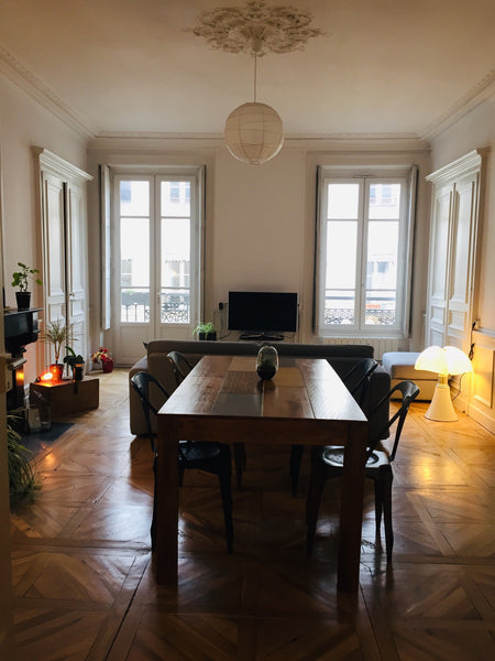 Ce superbe appt se situe en plein coeur de la Presqu’île de Lyon au sein du quar Lyon, France Superbe appartement haussmanien coeur Presqu’île Entire rental unit vacation rental 25250772