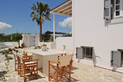 The three level villa of 100sq.m. with 3 bedrooms, located 150 m from Plaka Beac  My Plaka Beach Vacation Home Cycladic home vacation rental 31301507