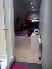 Situé à 15 minutes à pied de la Tour Eiffel, ce charmant studio meublé est équip Paris, France Un petit cocon à Paris... Entire condo vacation rental 9659071