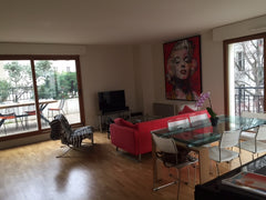 Dans le quartier de Beaugrenelle, à quelques pas de la Tour Eiffel, sublime appa Paris, France Bel appartement ensoleillé terrasse Entire rental unit vacation rental 9375897