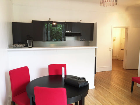 Appartement rénové, cuisine équipée. Dans le quartier très calme et sécurisé.<br Paris, France Appartement 2 pièces de 60m2 Entire condo vacation rental 19293832