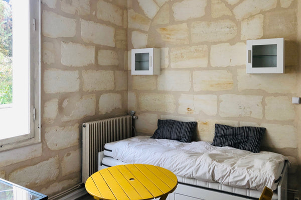 Ce studio est à l'interieur de notre maison familiale. C'est une maison du 19ème Bordeaux, France Studio dans maison du 19ème à Barrière de Pessac Entire rental unit vacation rental 36259380