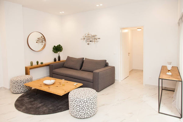 This new, luxurious apartment is a bright and beautiful oasis in downtown Athens GB Fabulous Apartment in Athens Downtown Entire rental unit vacation rental 52663890