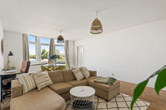 Fully equipped centrally located apartment near Antwerp city perfect for vacatio Antwerp, Belgium Near ❤️ Antwerp, next to Station, w/Netflix 4K Entire rental unit vacation rental 688910151804269794
