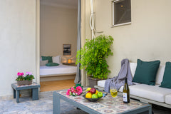 A studio of 45m2 flat designed by an architect, situated in Kolonaki, the most e Athens, Greece Hidesign Athens Luxury Studio in Kolonaki Entire rental unit vacation rental 11899423