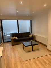 Studio moderne  situé dans un immeuble de résidence en plein coeur d’Evere. Le s  Studio moderne situé dans un immeuble résidentiel Entire rental unit vacation rental 633849265681165957