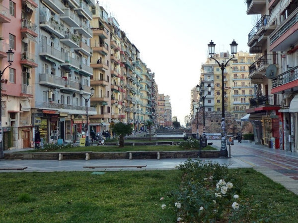 The apartment is125sqm in the heart of the city center, on well known Dimitriou  Thessaloniki, Greece NEW  4 bedrooms aptm in the historical city center Entire rental unit vacation rental 23937736