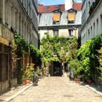 Totally renovated gorgeous apartment located within the cutest private Parisian  Paris, France Coolest apartment in the coolest hood Entire rental unit vacation rental 4779777