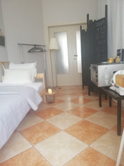 Passez un agréable séjour dans cet hébergement confortable.<br />Proche du centr  Logement entier Bruxelles, studio avec terrasse Private room in rental unit vacation rental 52359700