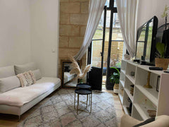 Appartement T2 bis situé dans le centre de Bordeaux à proximité des commerces, d Bordeaux, France Bordeaux centre : très joli appartement au calme Entire rental unit vacation rental 573600405231923380