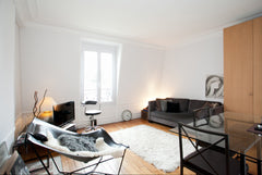 Cosy and fully-furnished room with a comfortable single bed, desk, cabinet for c Paris, France Cosy room at Place d'Italie Private room in rental unit vacation rental 2648444