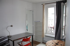 Mon logement est proche de Café de Flore, Les Deux Magots, le Bon Marché. Mon lo  Lovely Studio near Saint Germain des Prés Entire rental unit vacation rental 13719443