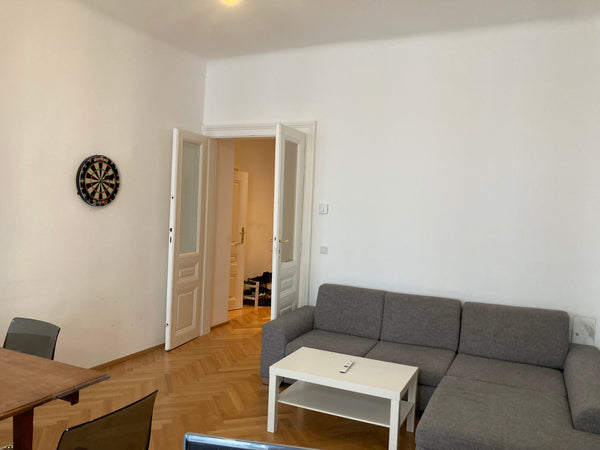 Perfect  location to explore Vienna by foot, bike, scooter. Close to public tran Vienna, Austria Cozy apartment in Vienna, 1080 (Josefstadt) Entire rental unit vacation rental 669980524477921089