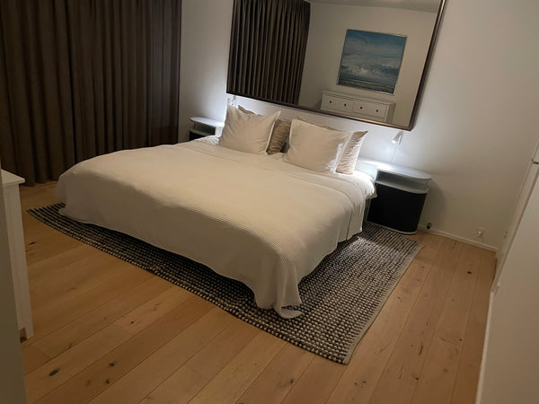Lovely and large (17m2) master bedroom with a walk-in closet and a large doubleb Copenhagen, Denmark Big bedroom / XL bed / waterview / walk-in Private room in rental unit vacation rental 17009290