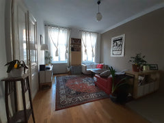 Enjoy the Viennese summer while staying in this comfortable and spacious apartme Vienna, Austria Private livingroom and bedroom in City Centre Private room in rental unit vacation rental 25539298