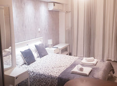 Enjoy our beautiful, comfortable, safe and minimal renovated space, which offers GR X & P apartment koukaki a perfect place to stay Entire condo vacation rental 41741673